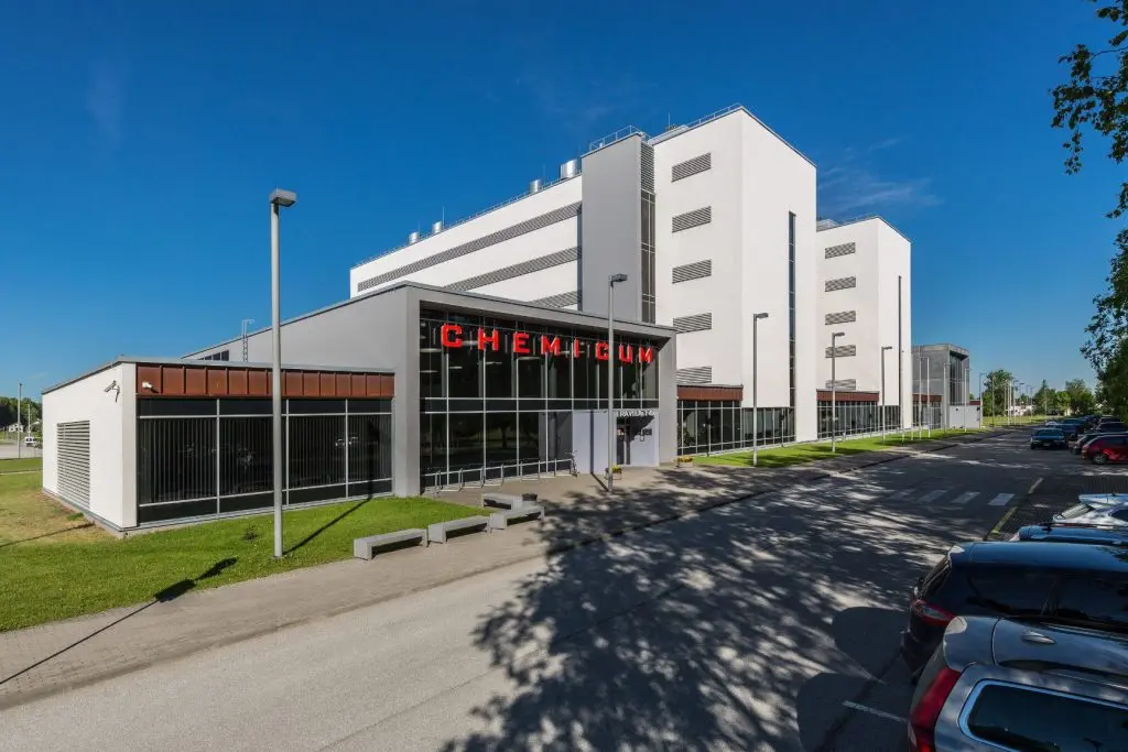 TARTU ÜLIKOOLI CHEMICUMI ÕPPEHOONE Tartu Ülikooli õppehoone Chemicum Tartus Ravila 14a
