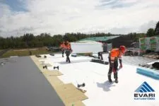 Lamekatuse soojustustööd PVC kattega katusel