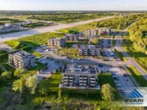 Raadiraja kortermajade katusetööd Tartus