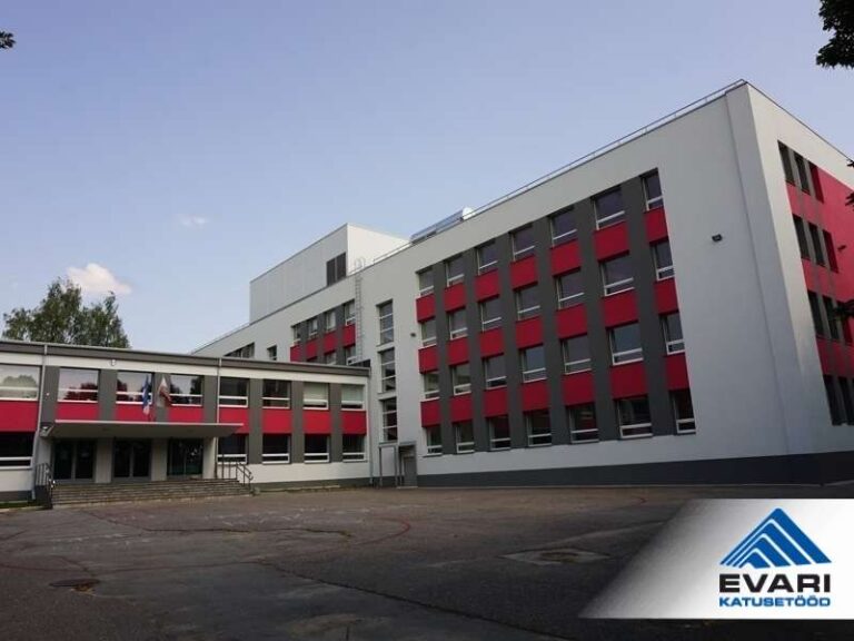 Tartu Vene Lütseumi lamekatuste remont