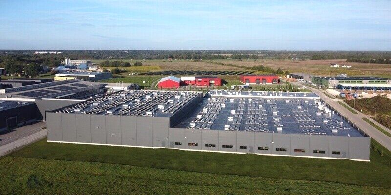 Seadmete ja läbiviikude paigaldus katusele