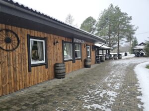 UUEDA PUHKEKÜLA PÄRNUMAAL Katuseliidu sügisene Aastakoosolek 2025 toimus 21.-22.11.2025 Pärnumaal UUeda puhkekülas.