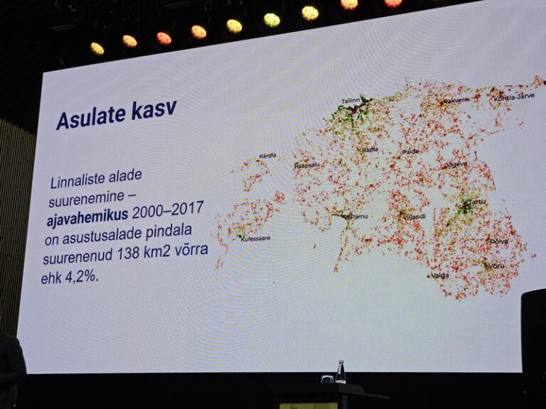 Tõnis Arjus Eesti riigiarhitekt, Maa- ja Ruumiamet MARU. Ehituskonverents Ehitus 2025+ Tallinna Sadama Kruiisiterminalis toimus 02.12.2025