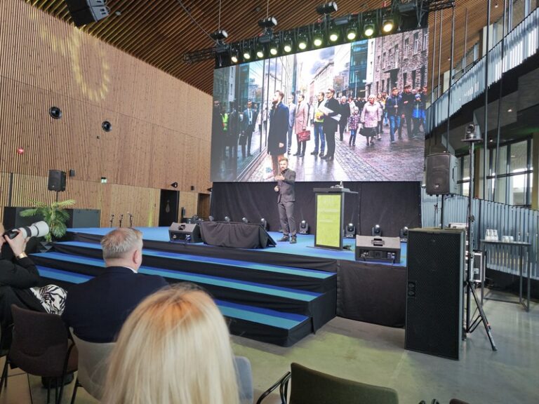 Lauri Tuulberg Welement AS-i juht, Eesti puitmajaliit. Ehituskonverents Ehitus 2025+ Tallinna Sadama Kruiisiterminalis toimus 02.12.2025