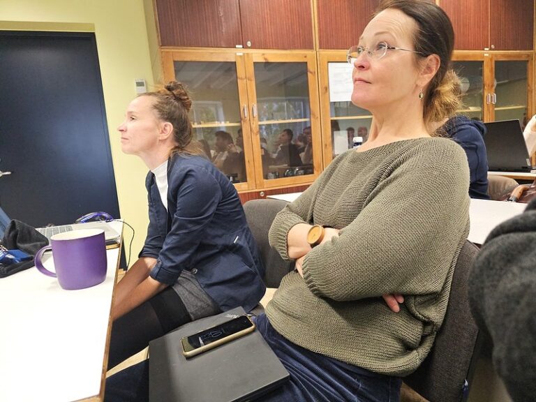 Lamekatusetarindi labiviigud ja solmlahendused 800600 20251023 130730 1 - OÜ Evari Ehitus