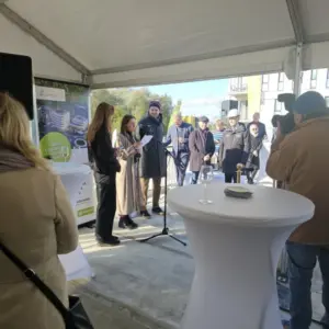 Linnupargi arenduse viimase maja nurgakivi 800600 20251003 141410 1 - OÜ Evari Ehitus