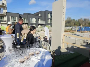 Linnupargi arenduse viimase maja nurgakivi 800600 20251003 142234 1 - OÜ Evari Ehitus