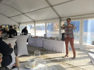 Linnupargi arenduse viimase maja nurgakivi 800600 20251003 145125 1 - OÜ Evari Ehitus