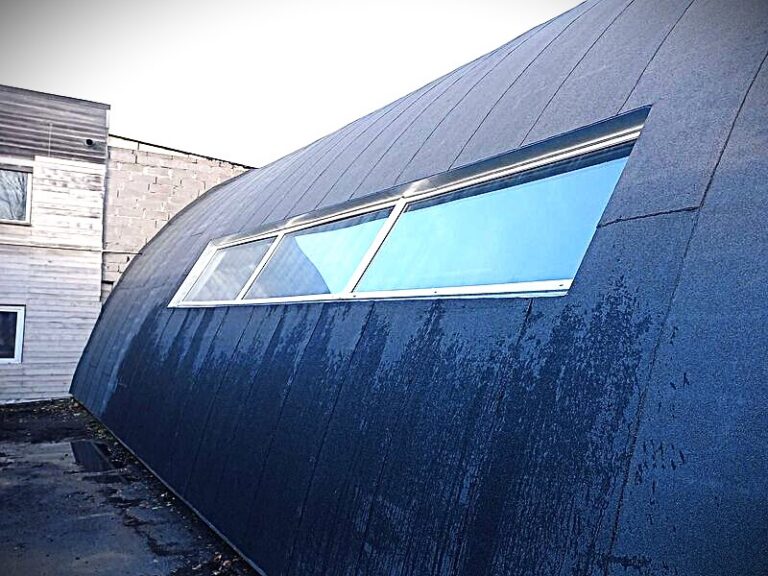 RENOVEERITUD KAARHALLI AKNAD. Kaarhalli aknad