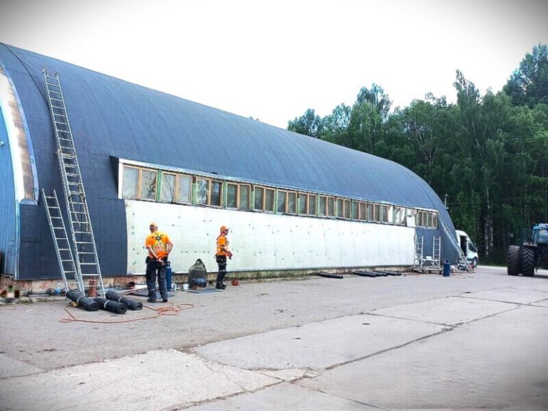 KAARHALLI SOOJUSTUSPLAATIDE KINNITAMINE Kaarhalli soojustamine ja hüdroisolatsioonitööd