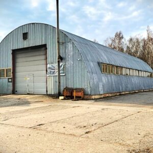 Olemasolev renoveerimata kaarhall