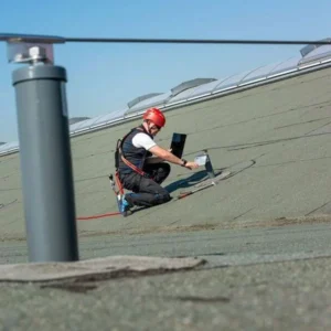 KATUSE LISATÖÖD JA ERILAHENDUSED - DETAILID MÄÄRAVAD TERVIKU Statsionaarsed turvaliinid