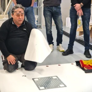 Plastrullmaterjalist katusekate. CW Lundberg AB kukkumiskaitselahendused koolitus