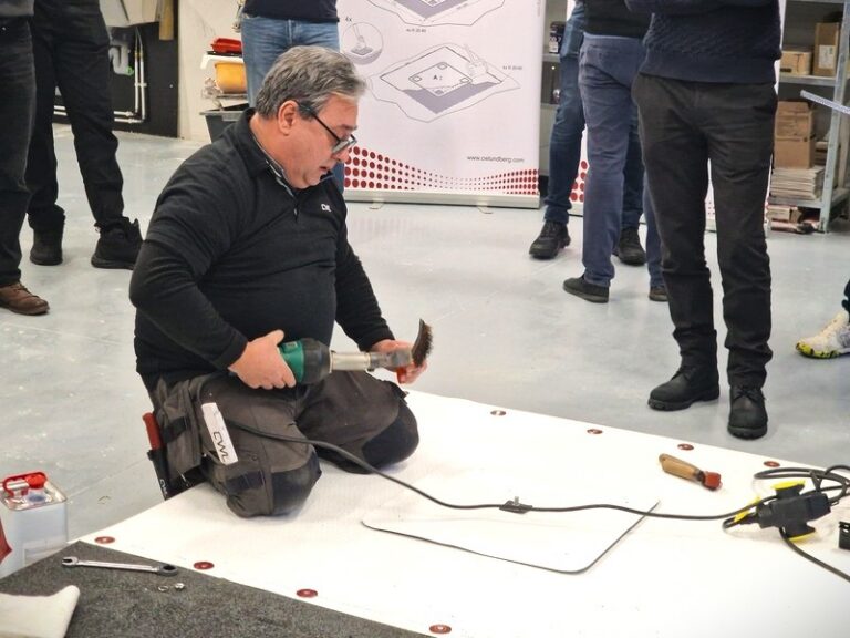 Plastrullmaterjalist katusekattega kinnituspunkti paigaldus