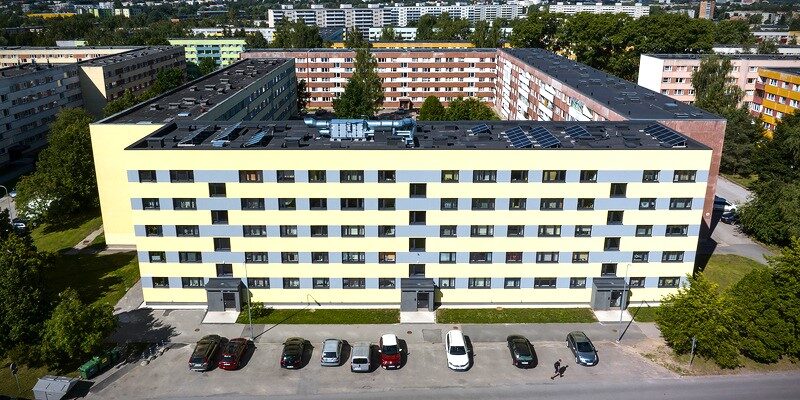 7 sammu katuse renoveerimisel