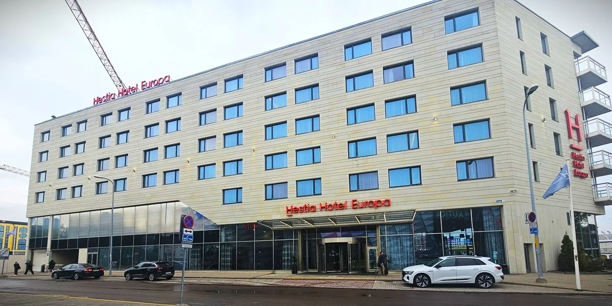 Andmepõhine otsustamine ja tehisintellekti roll ettevõtte töö korraldamisel, sissejuhatus vaibkoodimisse koolitusprogramm. Hestia Hotel Euroopa