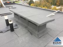 Ventilatsiooni korsten katusel ventilatsioonikorsten katusel