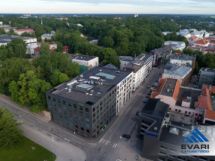 Lamekatuste ehitamine Tartu südalinnas Ülikooli 2, 4, 6