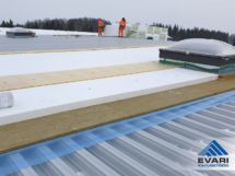 PVC katusekattega katusekonstruktsioon
